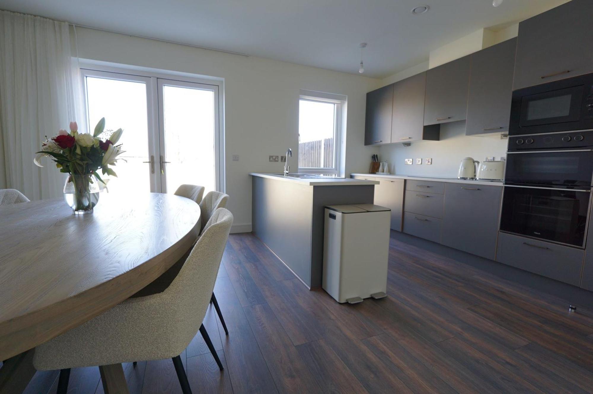 The Dublin Luxe Apartment Newcastle Exterior photo
